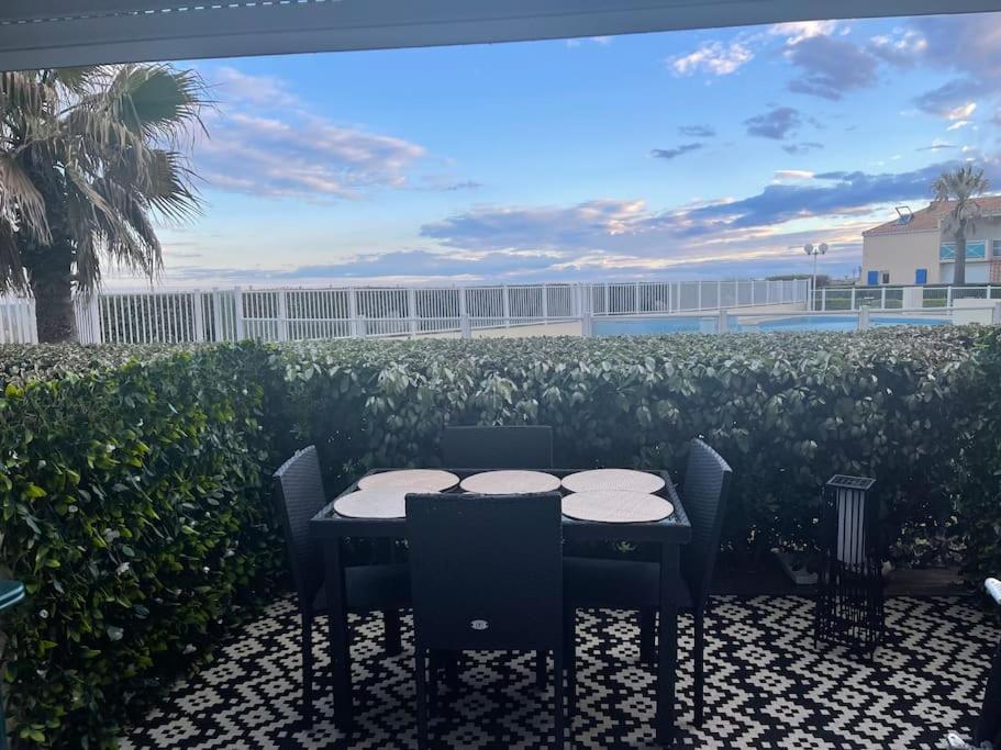 Appart Frontignan Sur La Plage, Piscine, Wifi, Tv, Netflix Exteriér fotografie